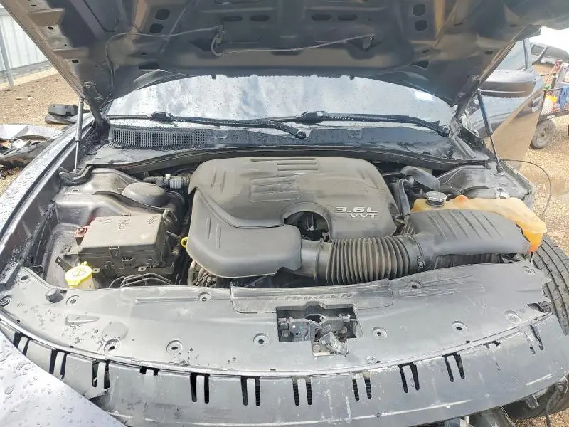 2019 DODGE CHARGER SXT  