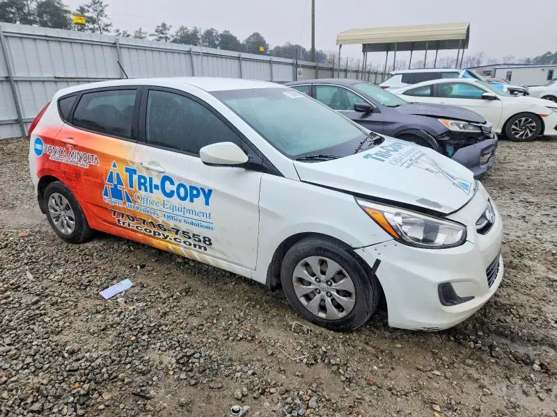 2015 HYUNDAI ACCENT GS  