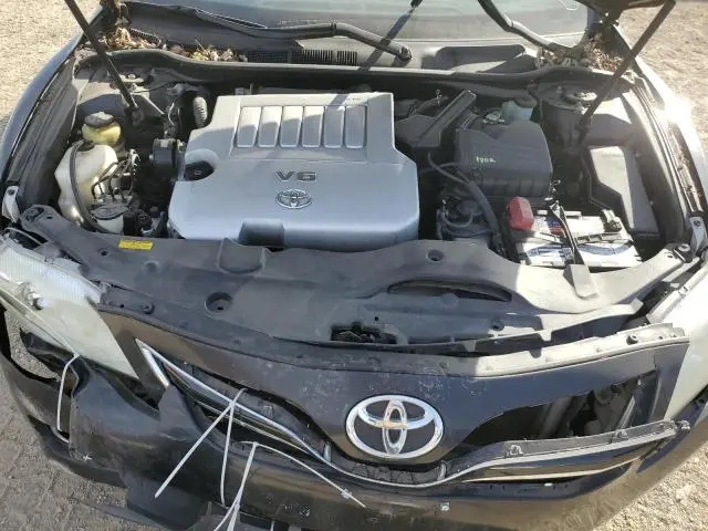 2010 TOYOTA CAMRY SE  