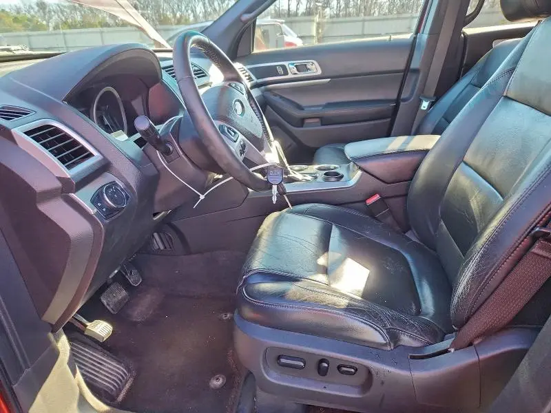 2011 FORD EXPLORER XLT  