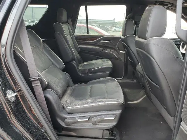 2022 CADILLAC ESCALADE PREMIUM LUXURY  
