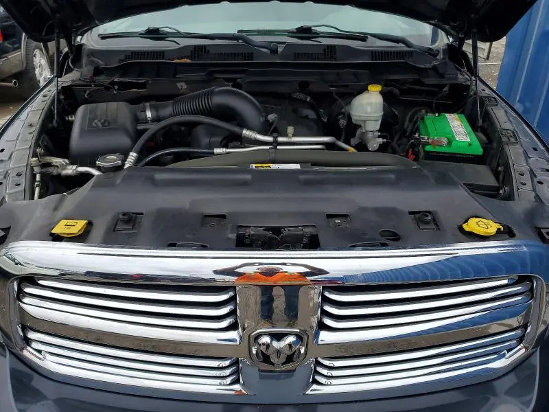 2015 RAM 1500 SLT  