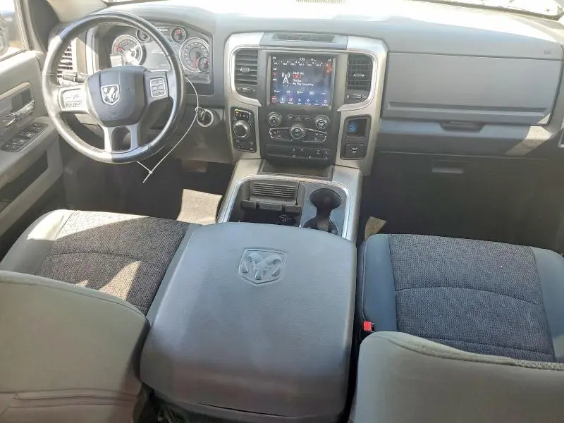 2018 RAM 1500 SLT  