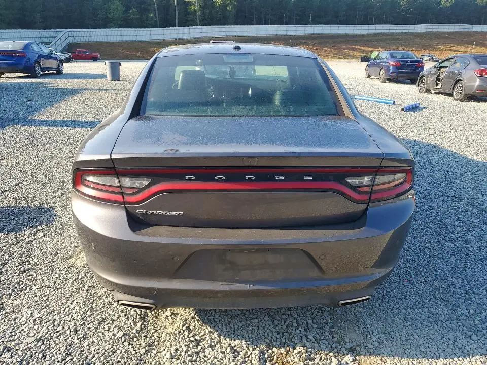 2020 DODGE CHARGER SXT  