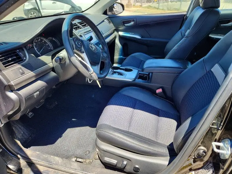 2012 TOYOTA CAMRY SE  