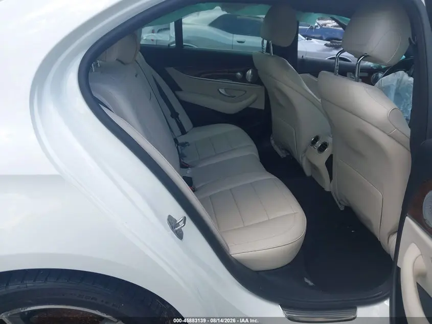 2017 MERCEDES-BENZ E 300  
