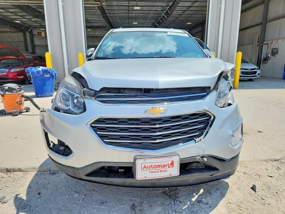 2017 CHEVROLET EQUINOX LT  