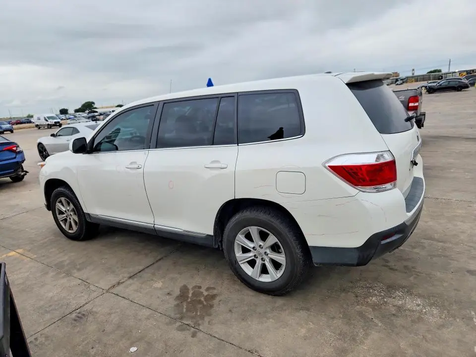 2011 TOYOTA HIGHLANDER BASE  