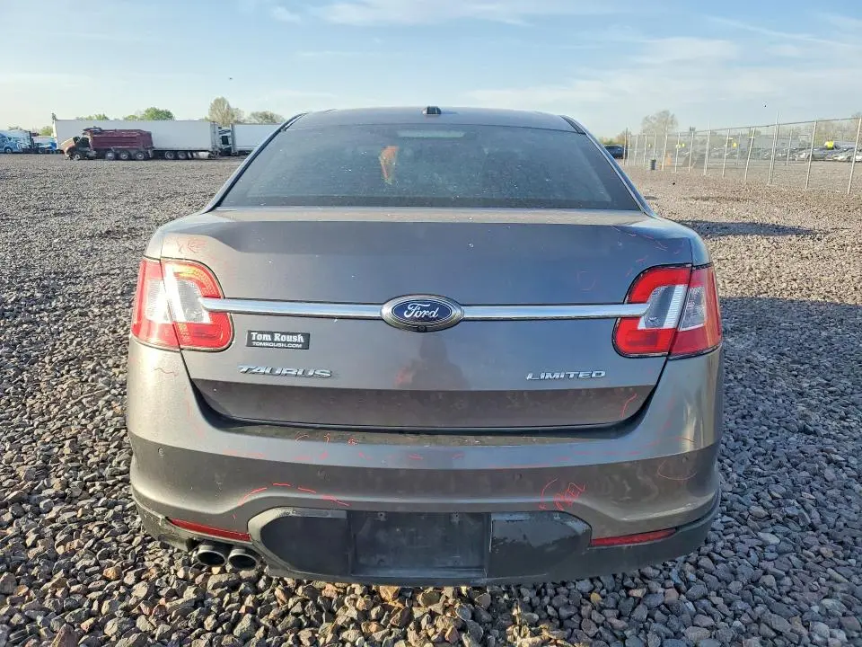 2011 FORD TAURUS LIMITED  