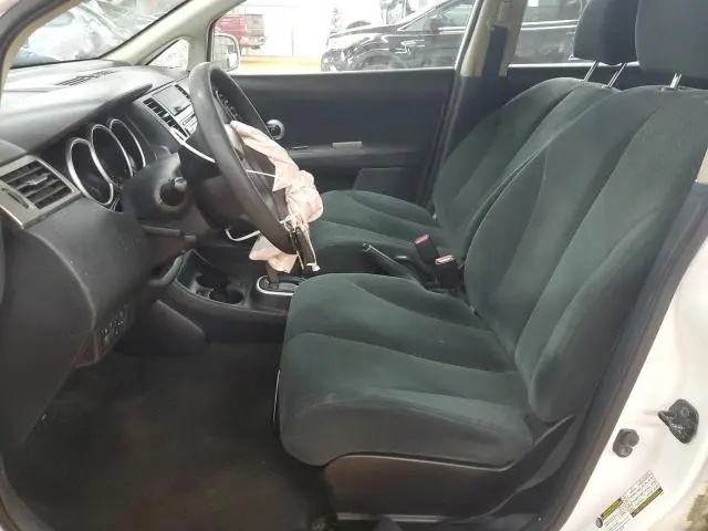 2011 NISSAN VERSA S  