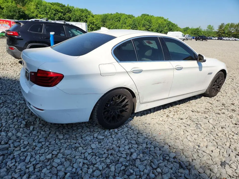 2016 BMW 528 XI  