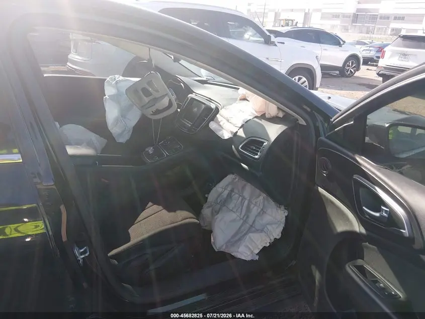 2016 CHRYSLER 200 LIMITED