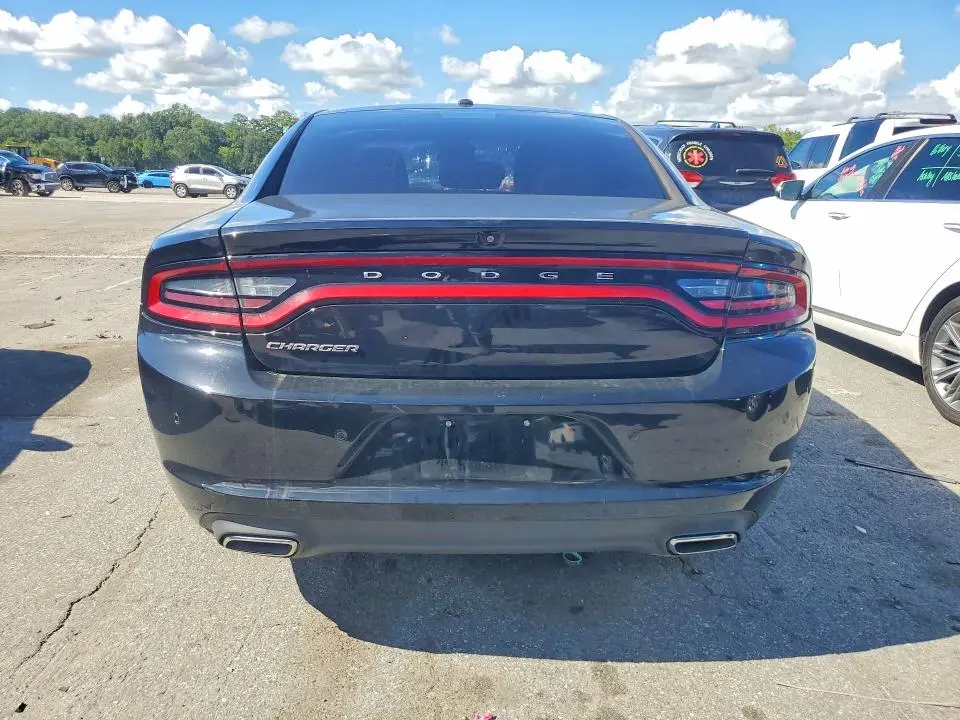 2022 DODGE CHARGER SXT  
