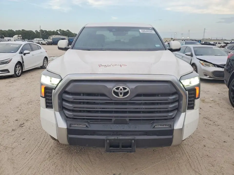 2026 TOYOTA TUNDRA CREWMAX LIMITED  