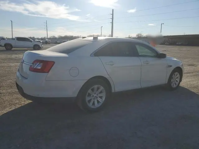 2011 FORD TAURUS SE