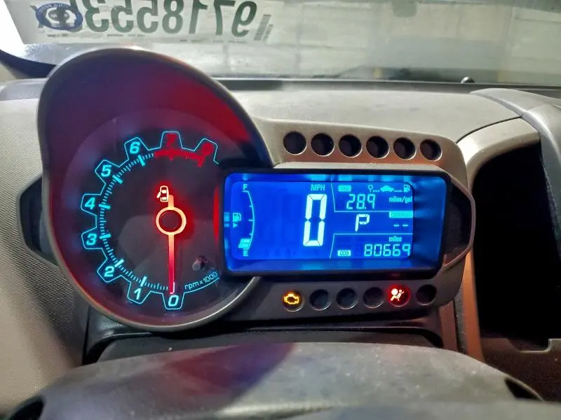 2015 CHEVROLET SONIC LT  