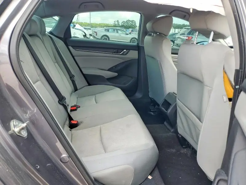 2018 HONDA ACCORD LX  