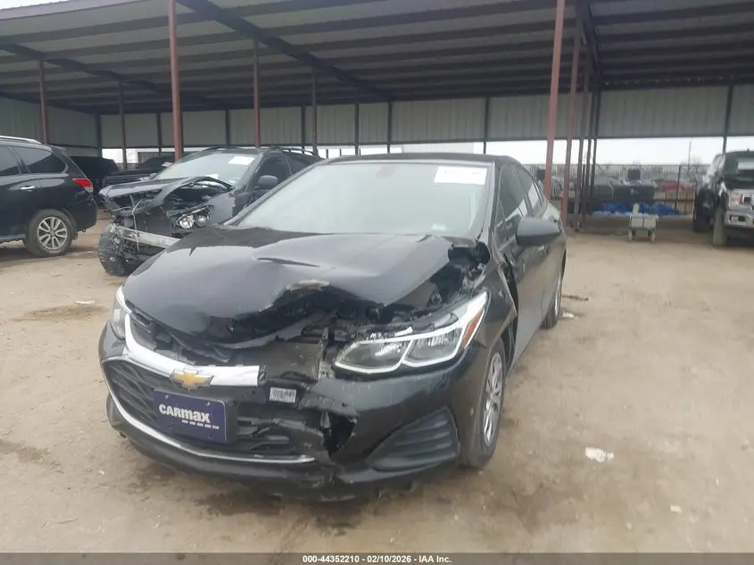 2019 CHEVROLET CRUZE LS