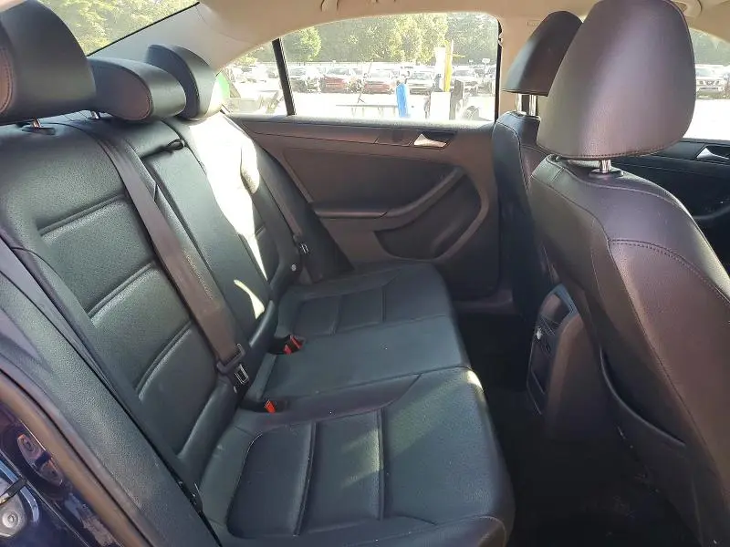 2014 VOLKSWAGEN JETTA SE  