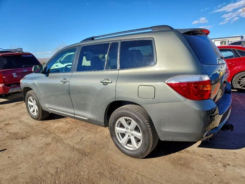 2010 TOYOTA HIGHLANDER   