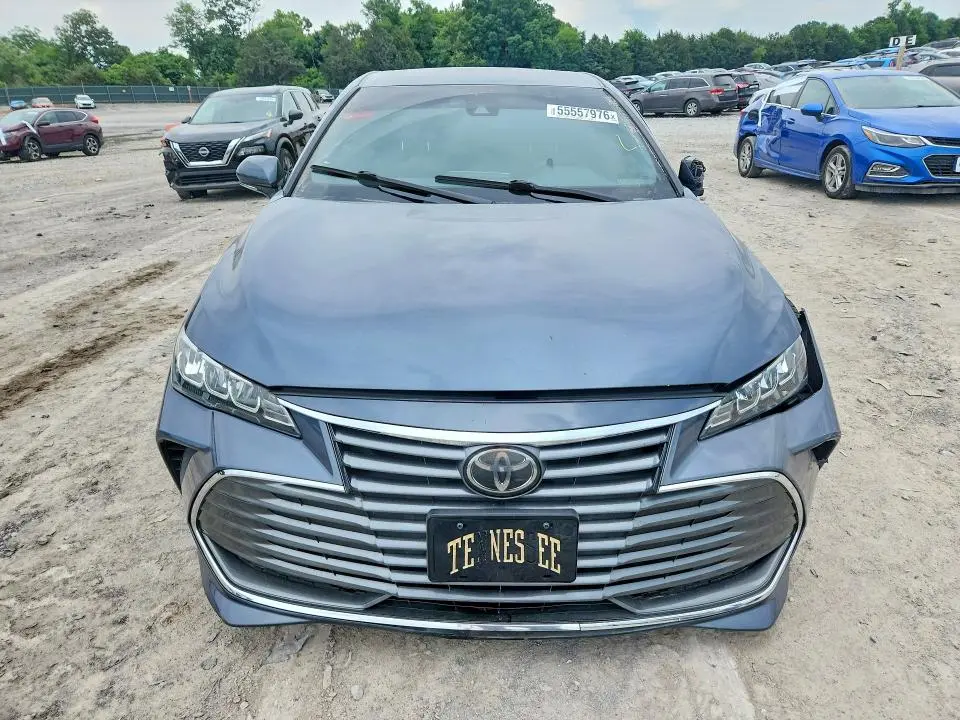 2021 TOYOTA AVALON XLE  