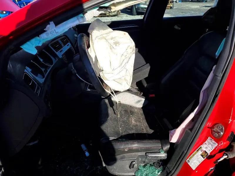 2016 VOLKSWAGEN GTI S/SE  