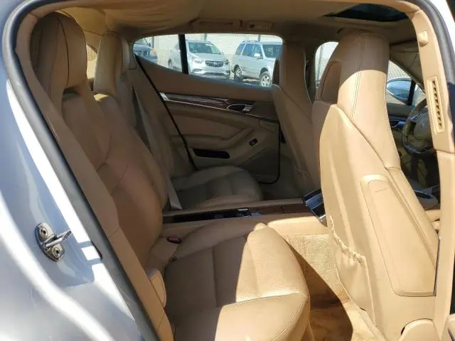 2012 PORSCHE PANAMERA 2  