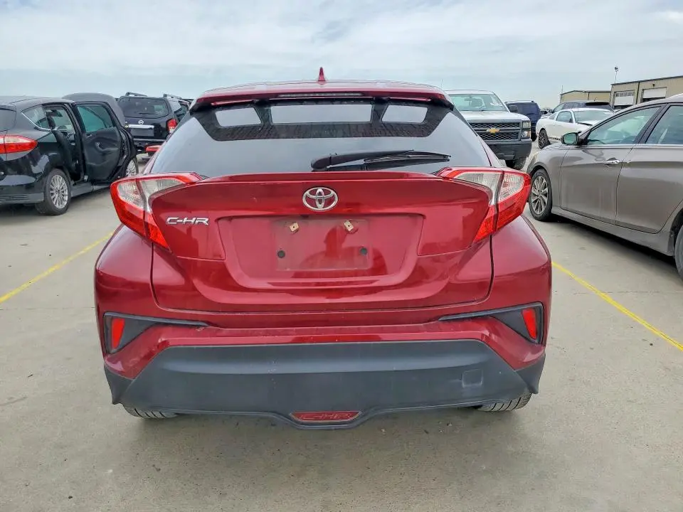 2018 TOYOTA C-HR   