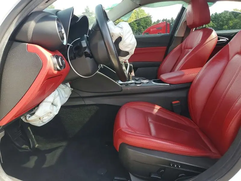 2020 ALFA ROMEO GIULIA TI  