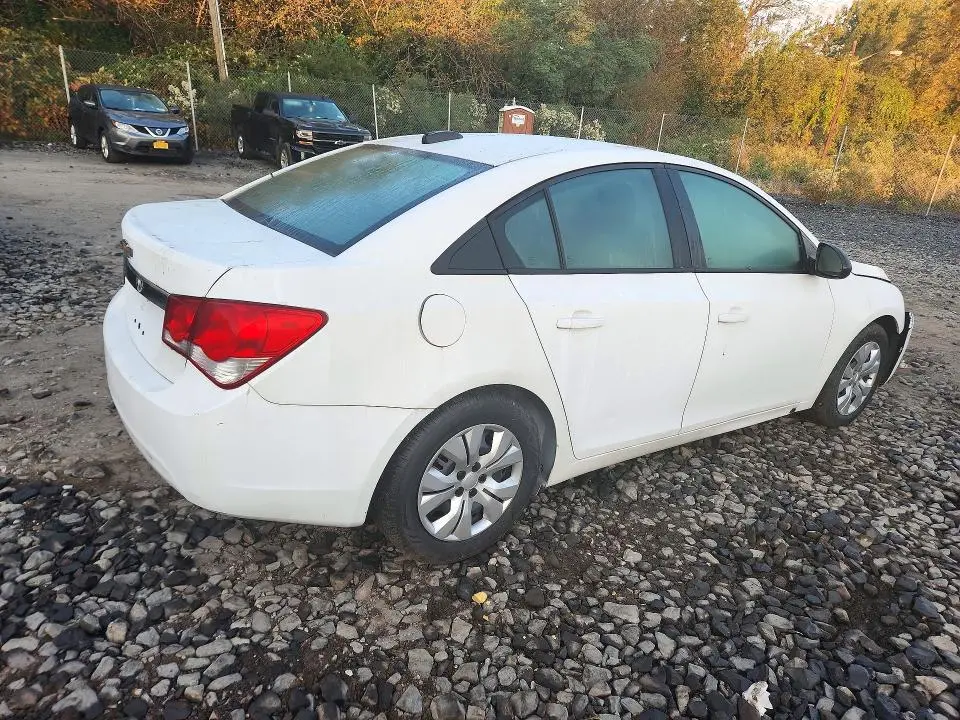 2015 CHEVROLET CRUZE LS  