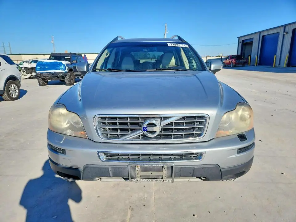 2011 VOLVO XC90 3.2  