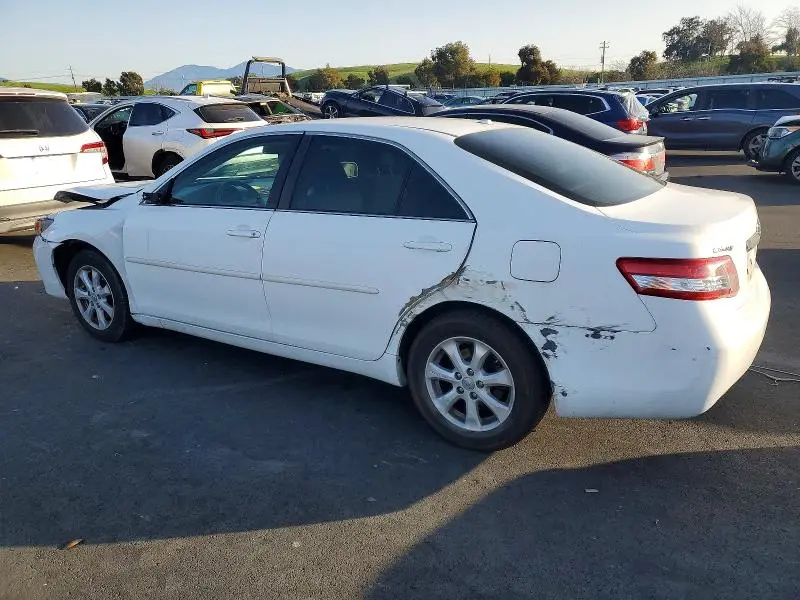 2011 TOYOTA CAMRY BASE  