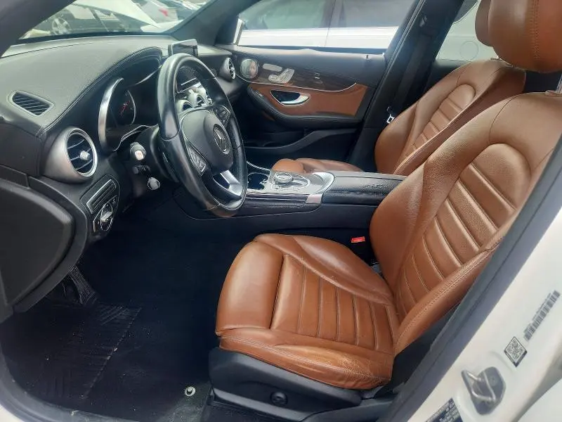 2017 MERCEDES-BENZ GLC 300  