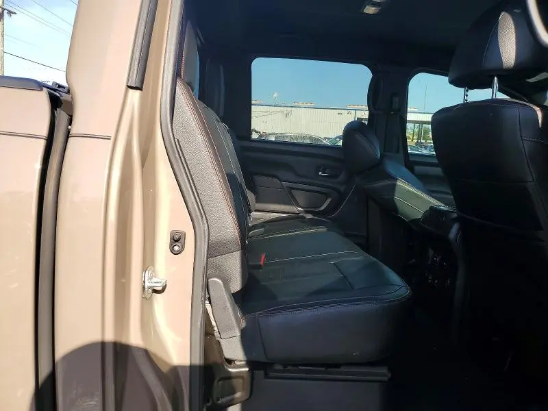 2021 NISSAN TITAN PRO-4X  