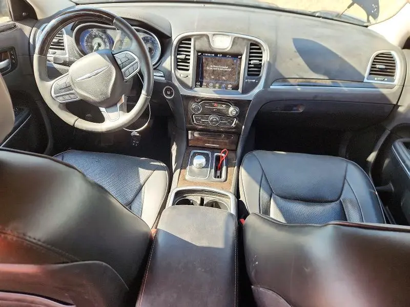 2018 CHRYSLER 300 LIMITED  