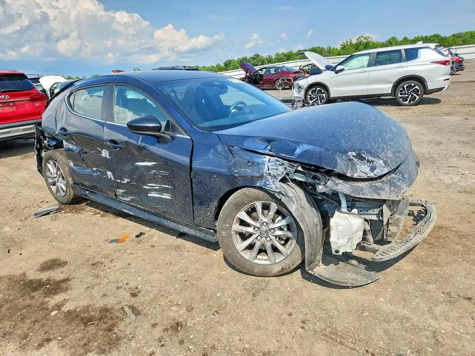 2021 MAZDA 3   