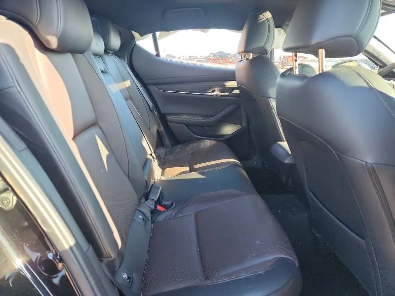 2025 MAZDA 3 PREMIUM PLUS  