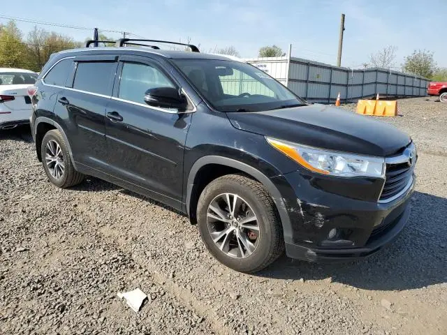 2016 TOYOTA HIGHLANDER XLE  