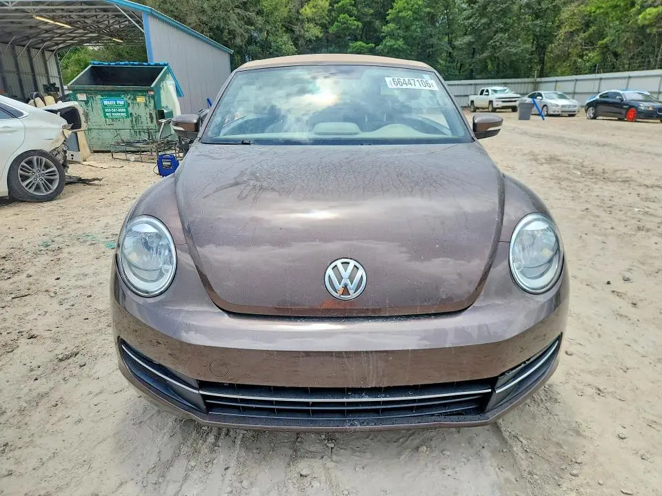 2013 VOLKSWAGEN BEETLE   