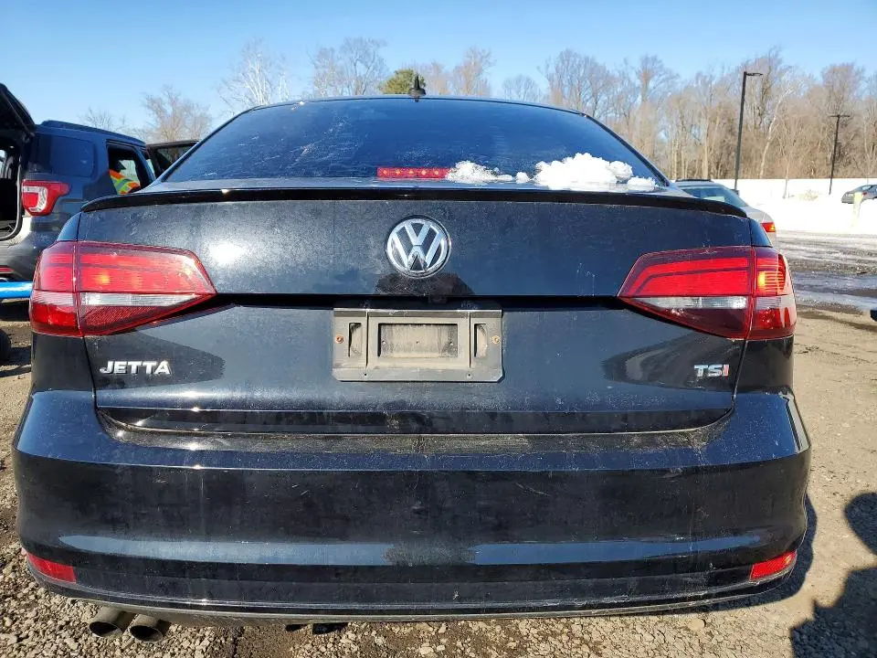 2016 VOLKSWAGEN JETTA SPORT  