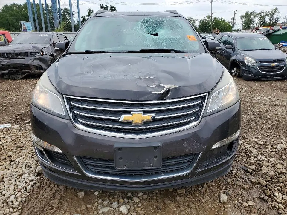 2017 CHEVROLET TRAVERSE LT  