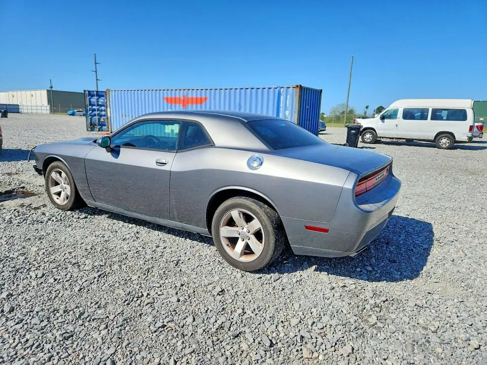 2012 DODGE CHALLENGER SXT  