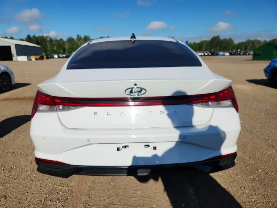 2021 HYUNDAI ELANTRA SEL  