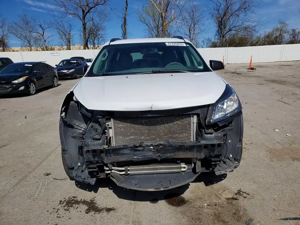 2017 CHEVROLET TRAVERSE LS  