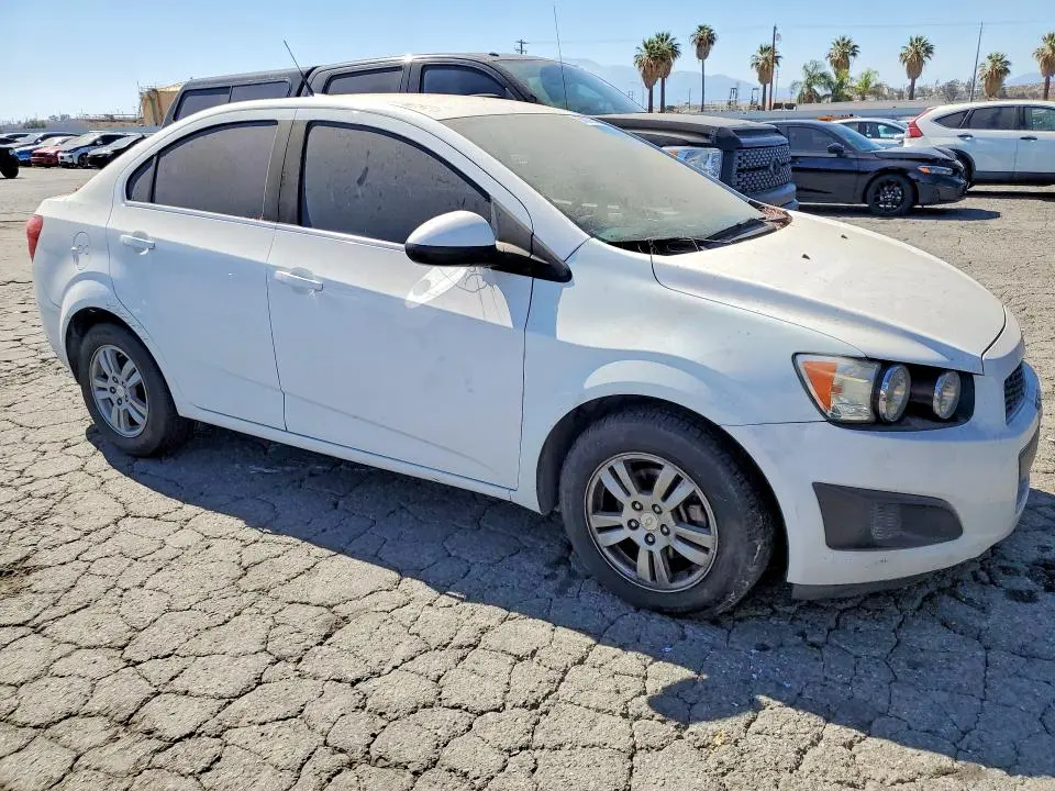 2014 CHEVROLET SONIC LT  