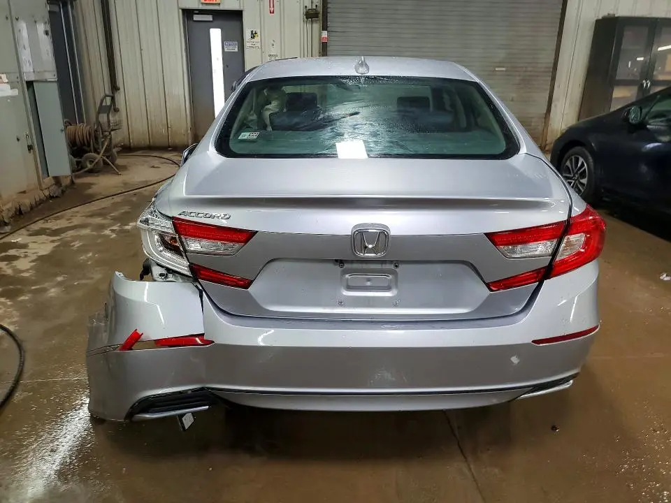 2018 HONDA ACCORD EX  