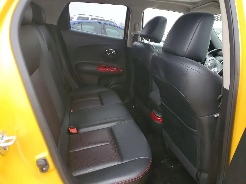 2015 NISSAN JUKE SL  