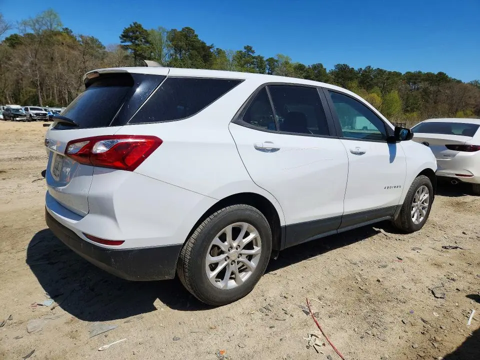 2020 CHEVROLET EQUINOX LS  