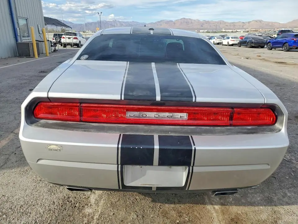 2012 DODGE CHALLENGER SXT  