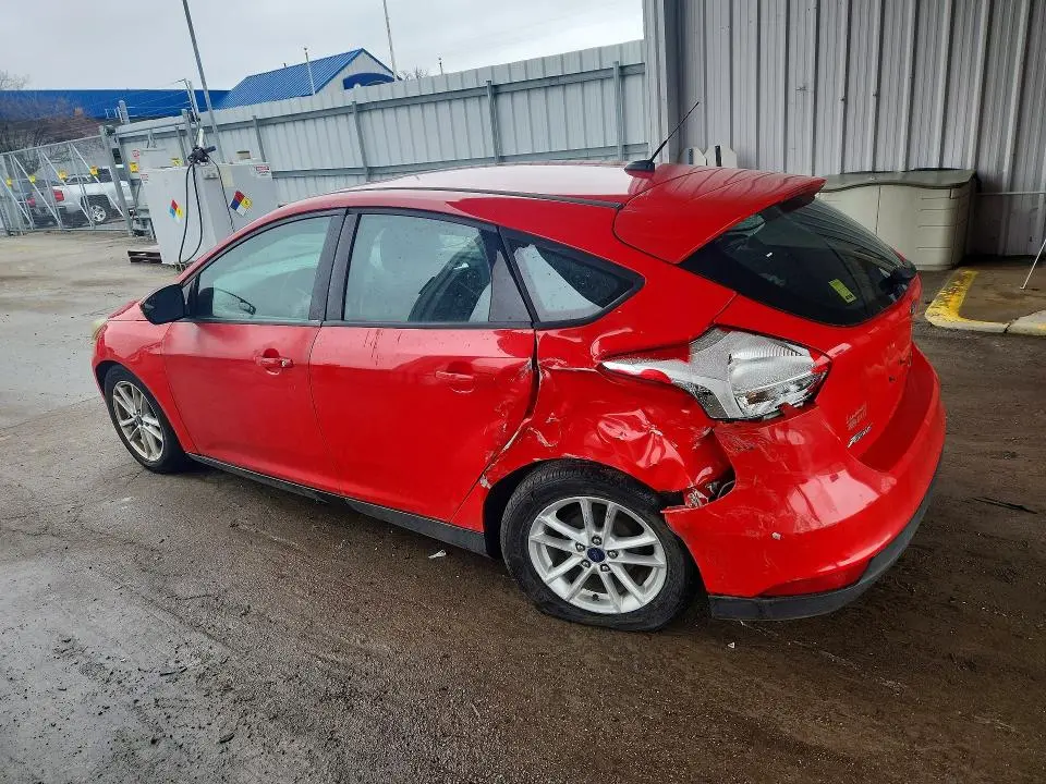 2015 FORD FOCUS SE  